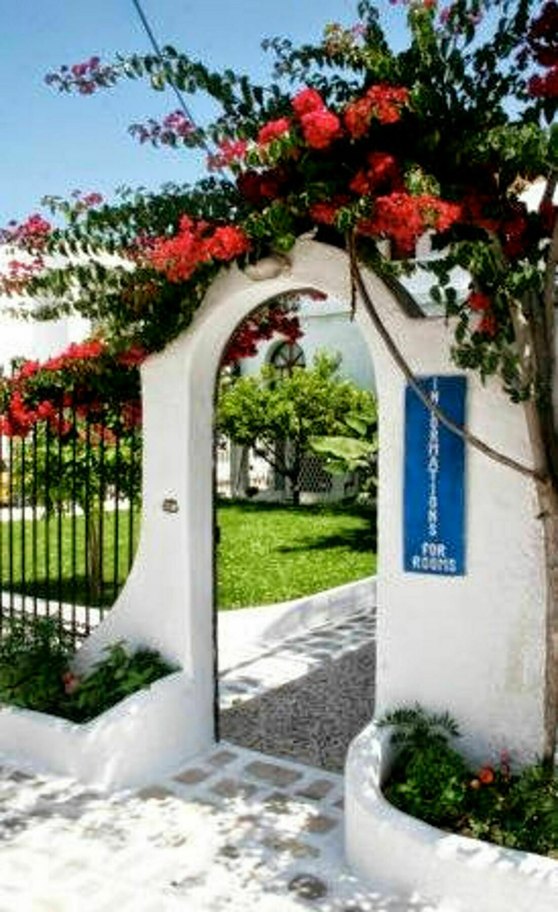 Rubini Rooms Parikia  Exterior photo